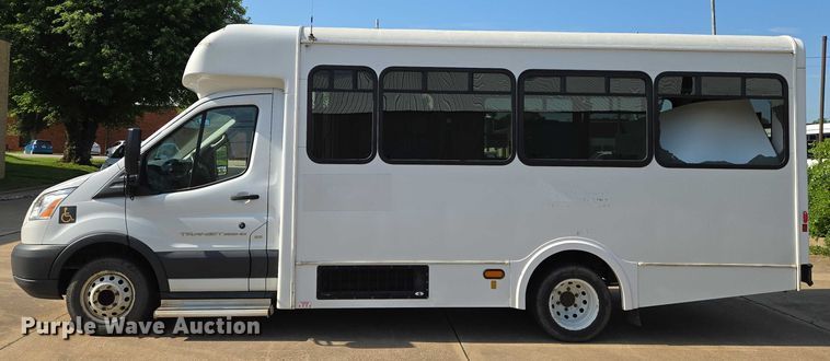 image for item EN8064 2018 Ford Transit 350 shuttle bus