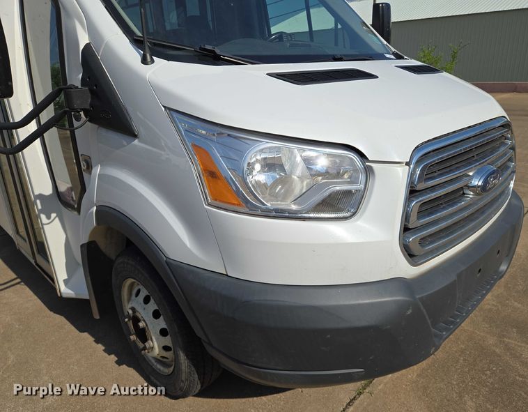 image for item EN8064 2018 Ford Transit 350 shuttle bus