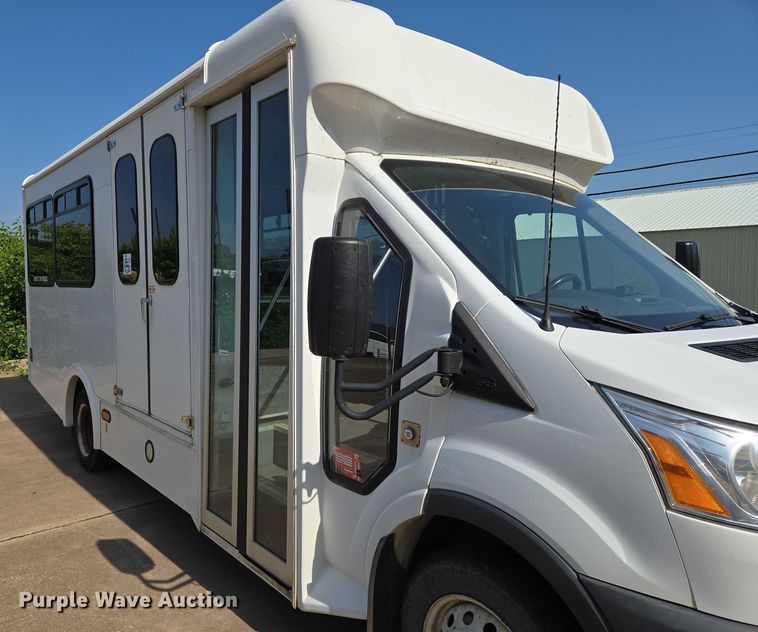 image for item EN8064 2018 Ford Transit 350 shuttle bus