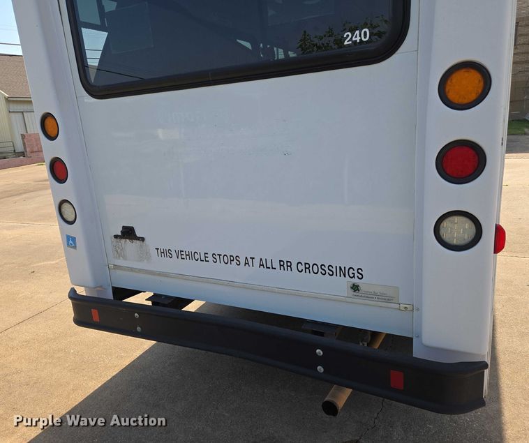 image for item EN8064 2018 Ford Transit 350 shuttle bus