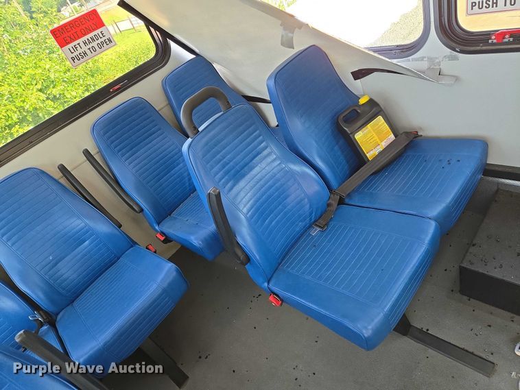 image for item EN8064 2018 Ford Transit 350 shuttle bus