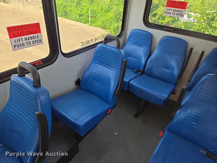 image for item EN8064 2018 Ford Transit 350 shuttle bus