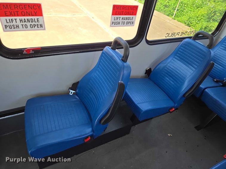 image for item EN8064 2018 Ford Transit 350 shuttle bus