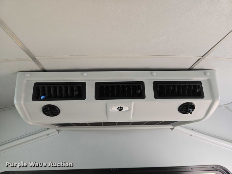 image for item EN8064 2018 Ford Transit 350 shuttle bus