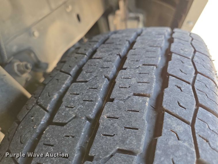 image for item EN8064 2018 Ford Transit 350 shuttle bus