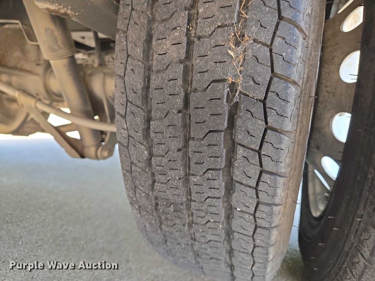 image for item EN8064 2018 Ford Transit 350 shuttle bus