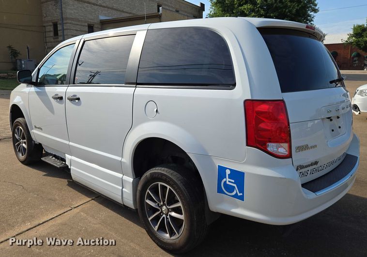 image for item EN8069 2019 Dodge Grand Caravan  handicap accessible van