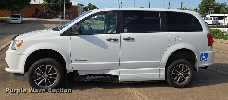 image for item EN8069 2019 Dodge Grand Caravan  handicap accessible van