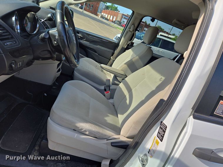 image for item EN8069 2019 Dodge Grand Caravan  handicap accessible van