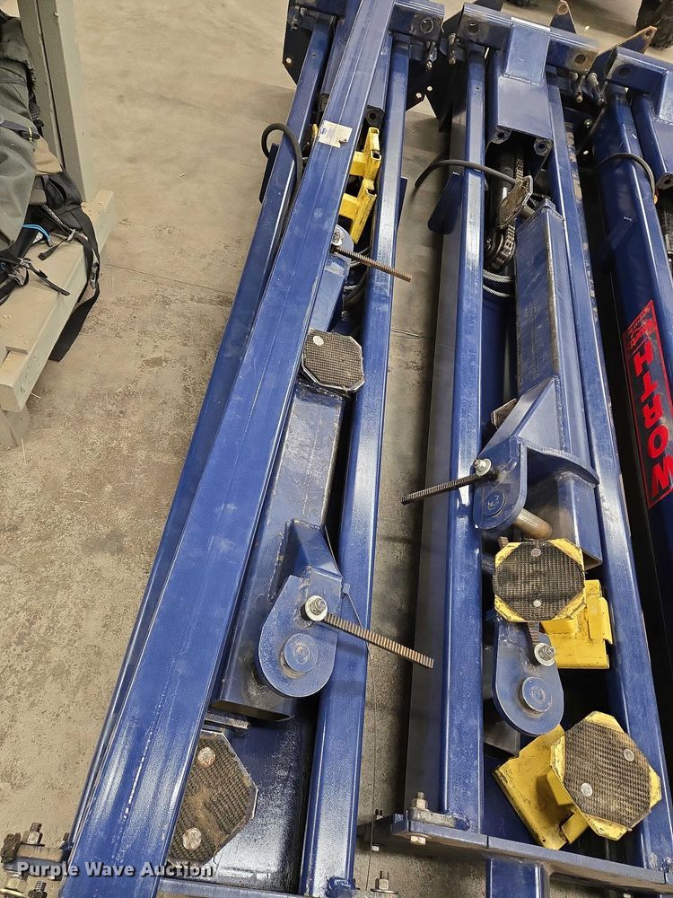 image for item EN8074 Worth 9000ACF lift