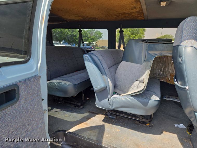 image for item EN8075 1996 Dodge Ram Wagon 3500 van