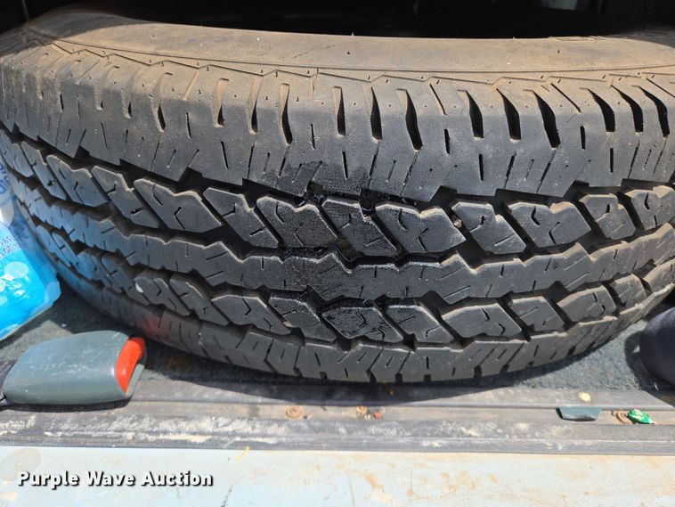 image for item EN8075 1996 Dodge Ram Wagon 3500 van