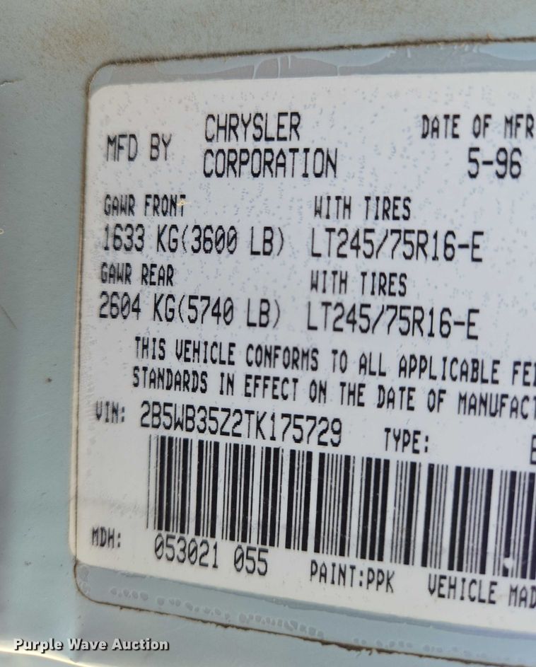 image for item EN8075 1996 Dodge Ram Wagon 3500 van