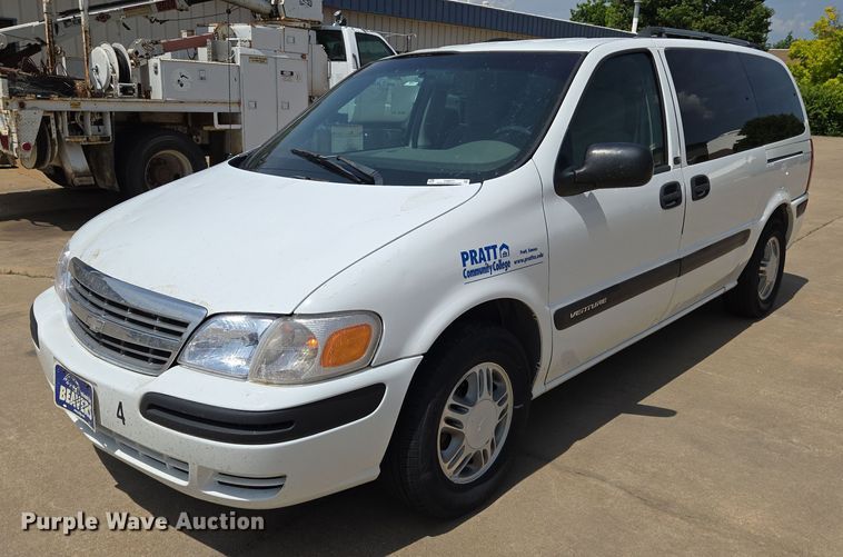 image for item EN8077 2004 Chevrolet Venture van