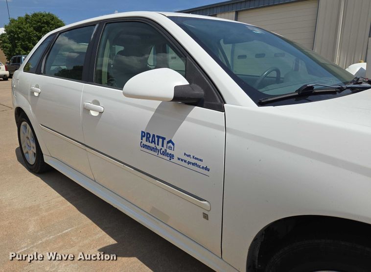 image for item EN8078 2006 Chevrolet Malibu Maxx LT 