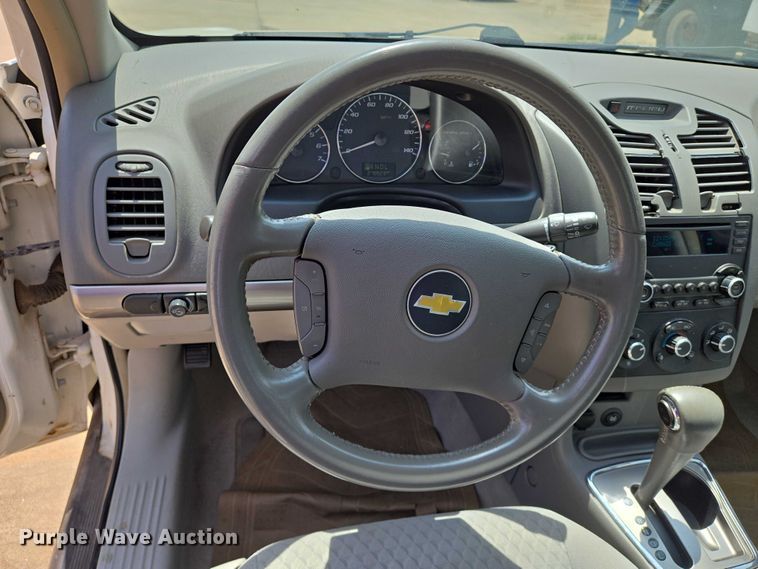 image for item EN8078 2006 Chevrolet Malibu Maxx LT 