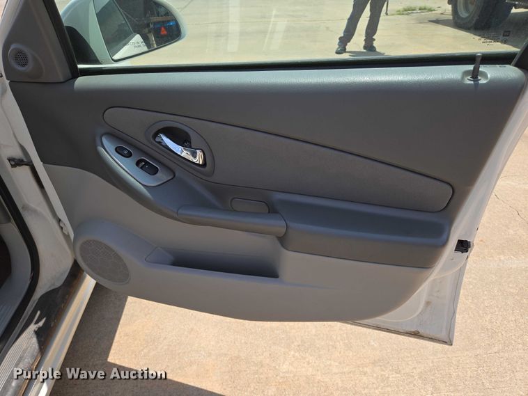 image for item EN8078 2006 Chevrolet Malibu Maxx LT 