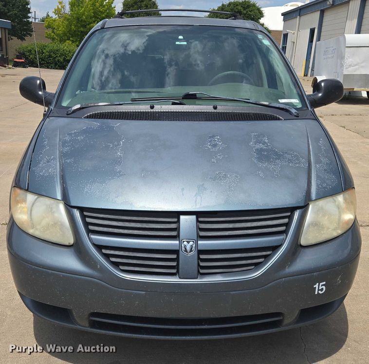 image for item EN8081 2007 Dodge Caravan SXT van
