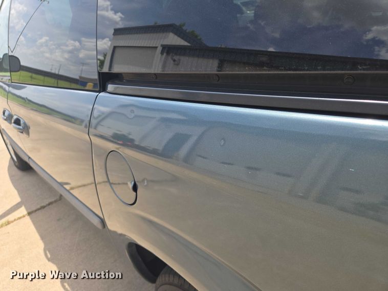 image for item EN8081 2007 Dodge Caravan SXT van