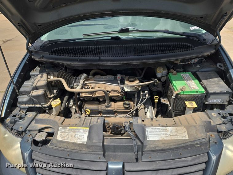 image for item EN8081 2007 Dodge Caravan SXT van