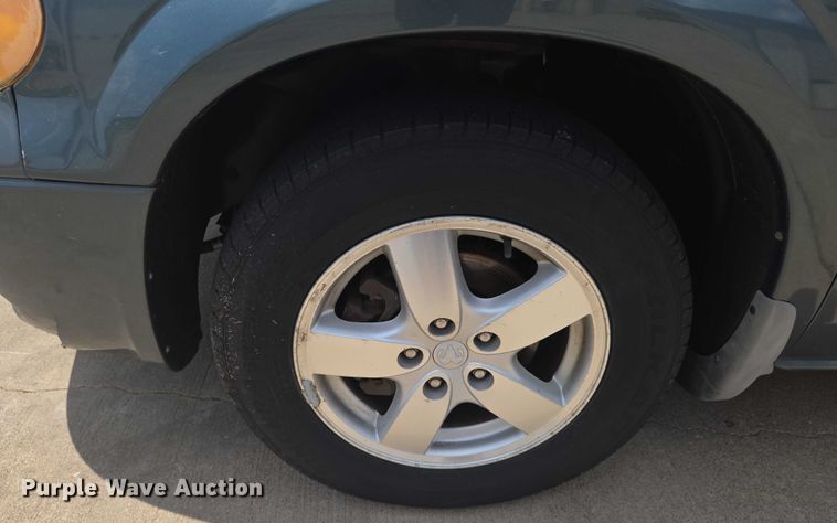 image for item EN8081 2007 Dodge Caravan SXT van