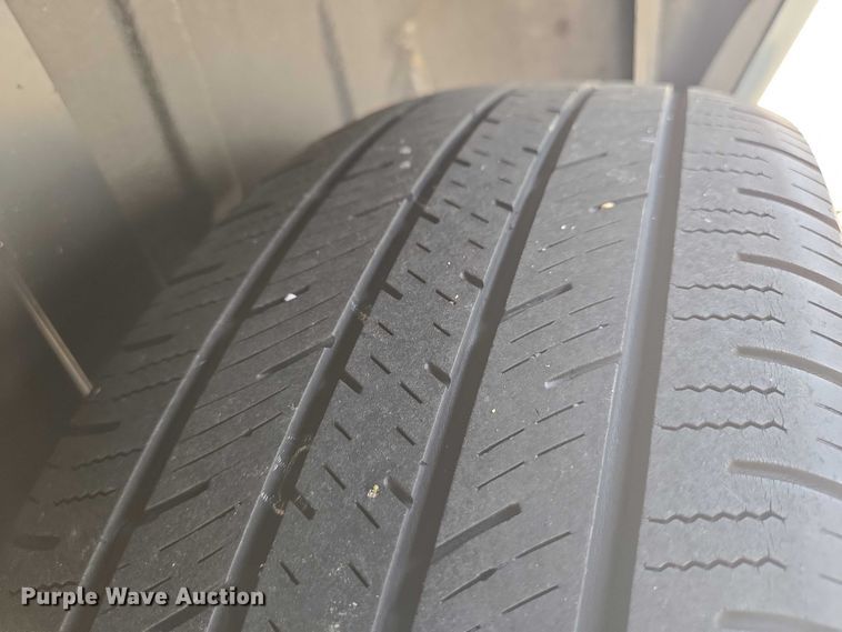 image for item EN8081 2007 Dodge Caravan SXT van