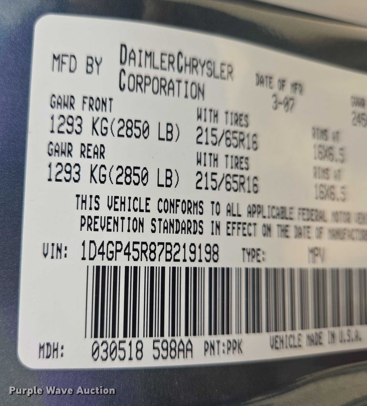 image for item EN8081 2007 Dodge Caravan SXT van