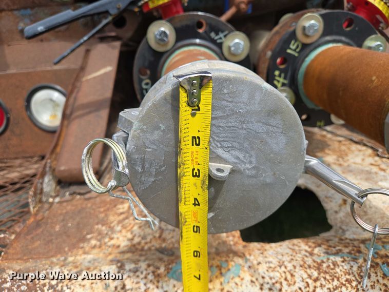 image for item EO0931 1999 Mack CH613 vacuum truck