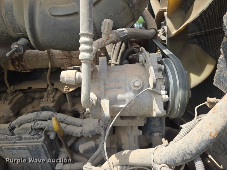 image for item EO0931 1999 Mack CH613 vacuum truck