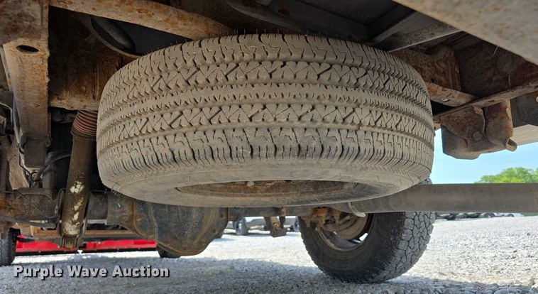 image for item EO1042 2009 Chevrolet Silverado 2500 utility bed pickup truck