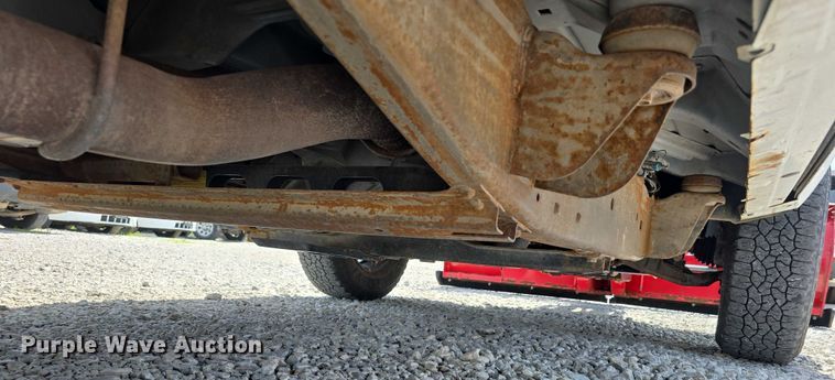 image for item EO1042 2009 Chevrolet Silverado 2500 utility bed pickup truck