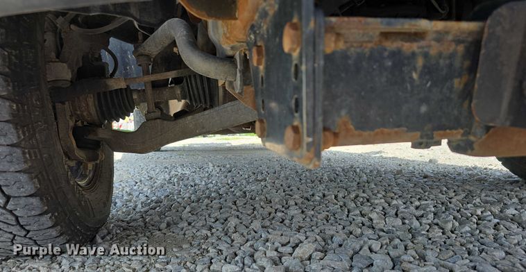 image for item EO1042 2009 Chevrolet Silverado 2500 utility bed pickup truck