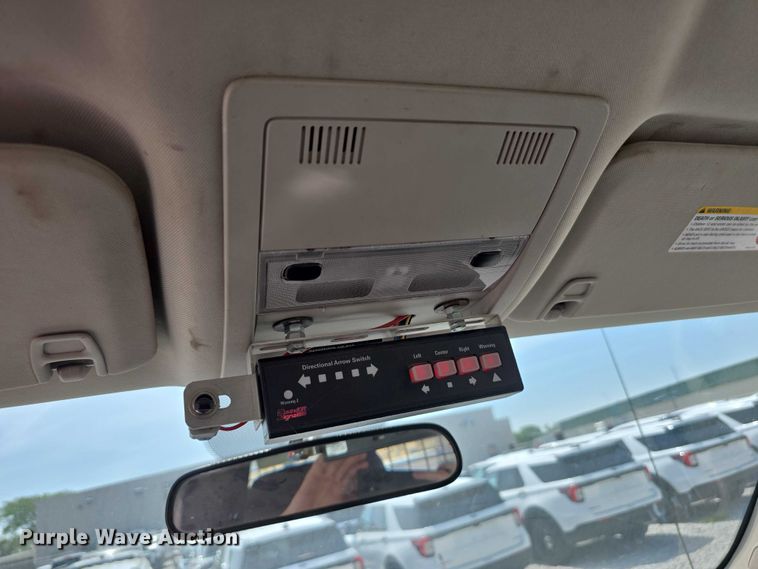 image for item EO1042 2009 Chevrolet Silverado 2500 utility bed pickup truck