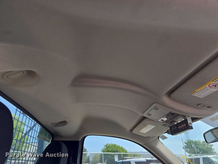 image for item EO1042 2009 Chevrolet Silverado 2500 utility bed pickup truck