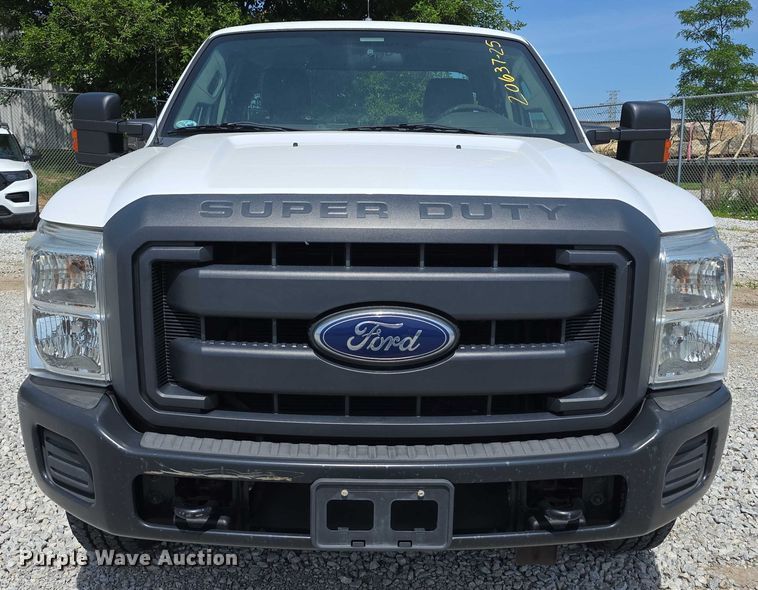 image for item EO1043 2013 Ford F250 Super Duty XLT SuperCab pickup truck