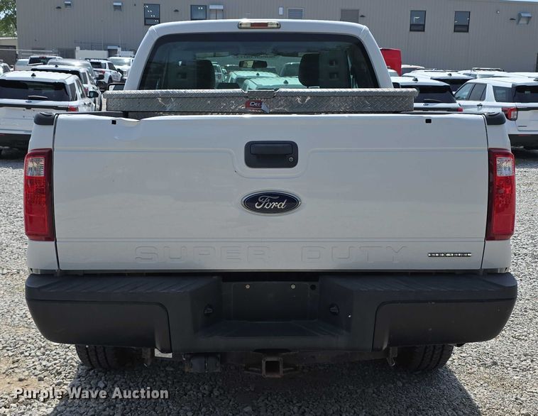 image for item EO1043 2013 Ford F250 Super Duty XLT SuperCab pickup truck