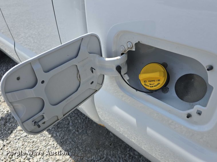 image for item EO1043 2013 Ford F250 Super Duty XLT SuperCab pickup truck