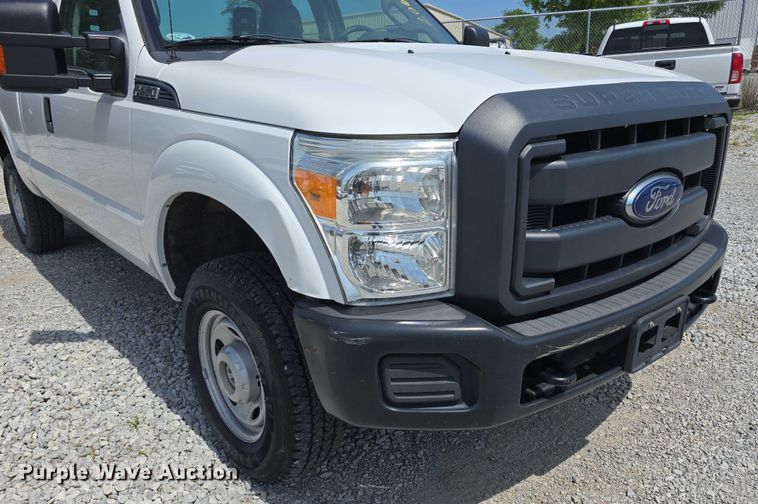 image for item EO1043 2013 Ford F250 Super Duty XLT SuperCab pickup truck