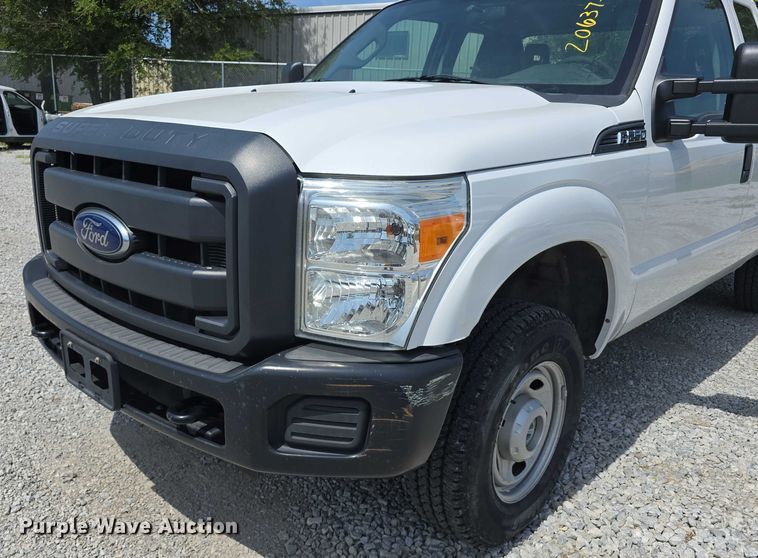 image for item EO1043 2013 Ford F250 Super Duty XLT SuperCab pickup truck