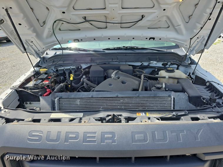 image for item EO1043 2013 Ford F250 Super Duty XLT SuperCab pickup truck