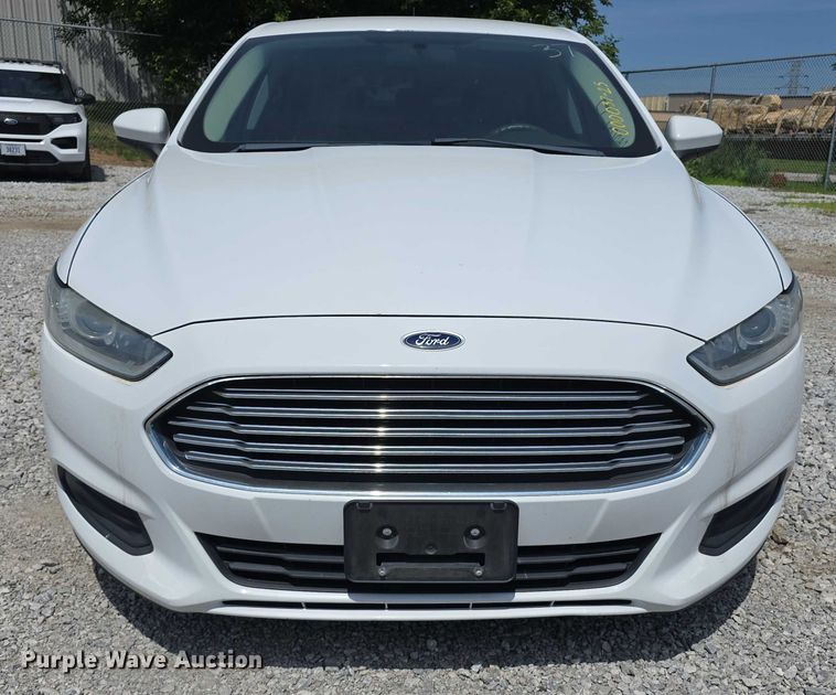 image for item EO1044 2013 Ford Fusion S 