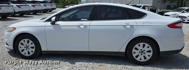 image for item EO1044 2013 Ford Fusion S 