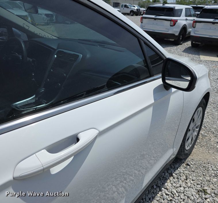 image for item EO1044 2013 Ford Fusion S 