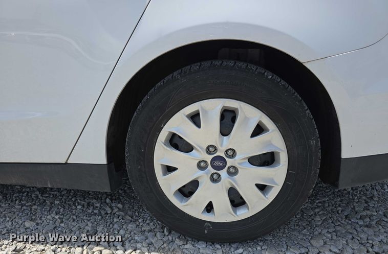 image for item EO1044 2013 Ford Fusion S 