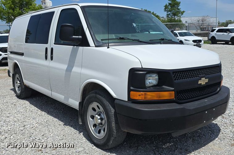 image for item EO1050 2012 Chevrolet Express 1500 van