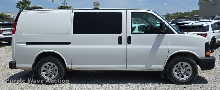 image for item EO1050 2012 Chevrolet Express 1500 van