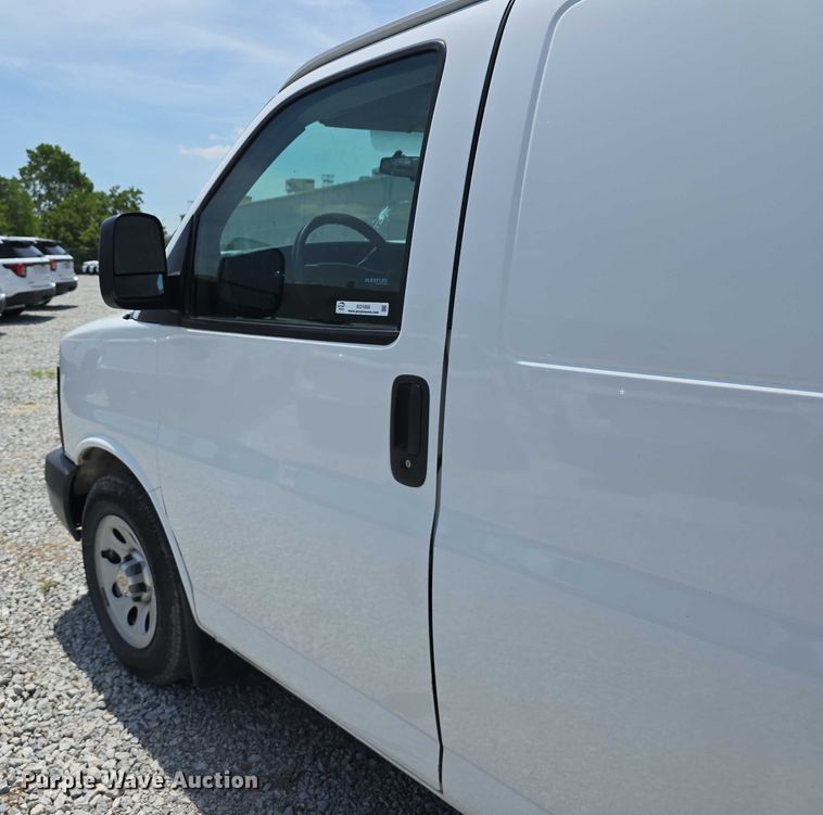 image for item EO1050 2012 Chevrolet Express 1500 van