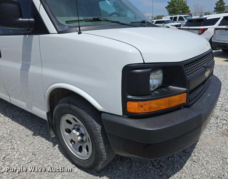 image for item EO1050 2012 Chevrolet Express 1500 van