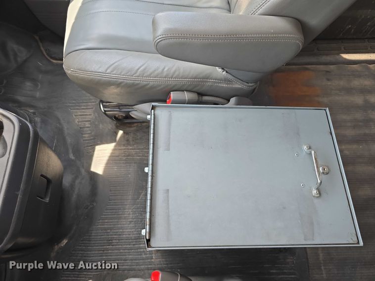 image for item EO1050 2012 Chevrolet Express 1500 van