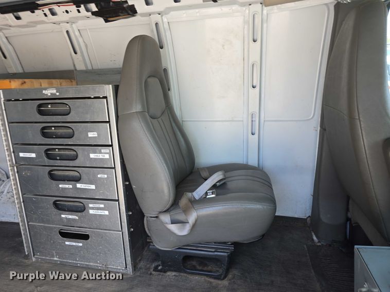 image for item EO1050 2012 Chevrolet Express 1500 van